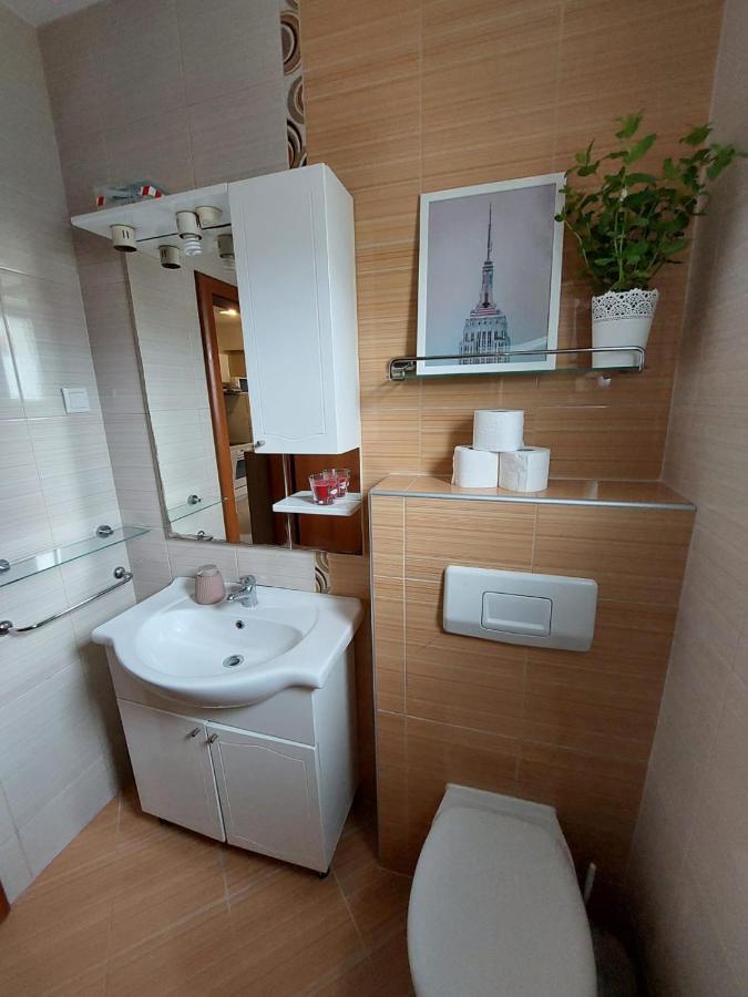 Vira Apartment *